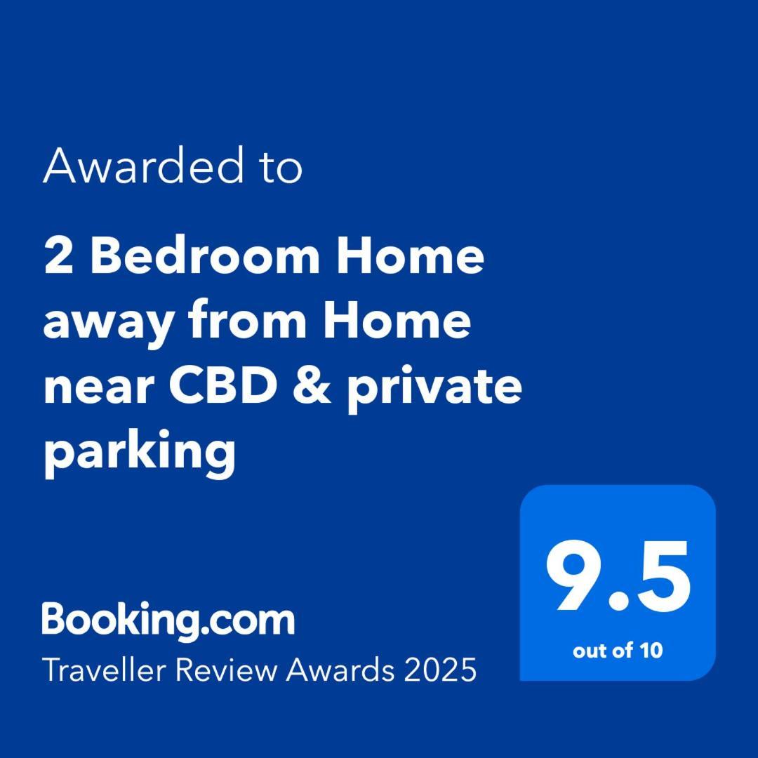 2 Bedroom Home Away From Home Near Cbd & Private Parking Hamilton Esterno foto